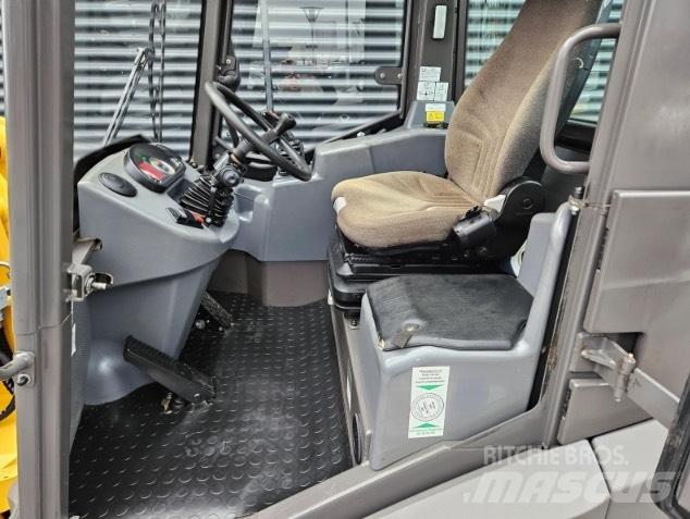Mecalac AX 850 Kolesové nakladače