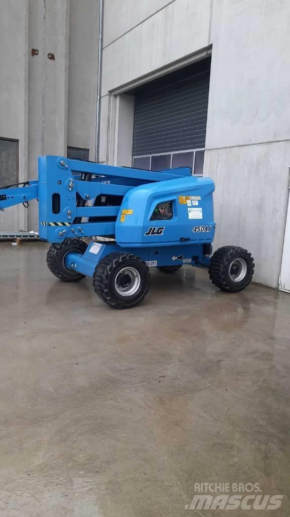 JLG 450 AJ Kĺbové plošiny