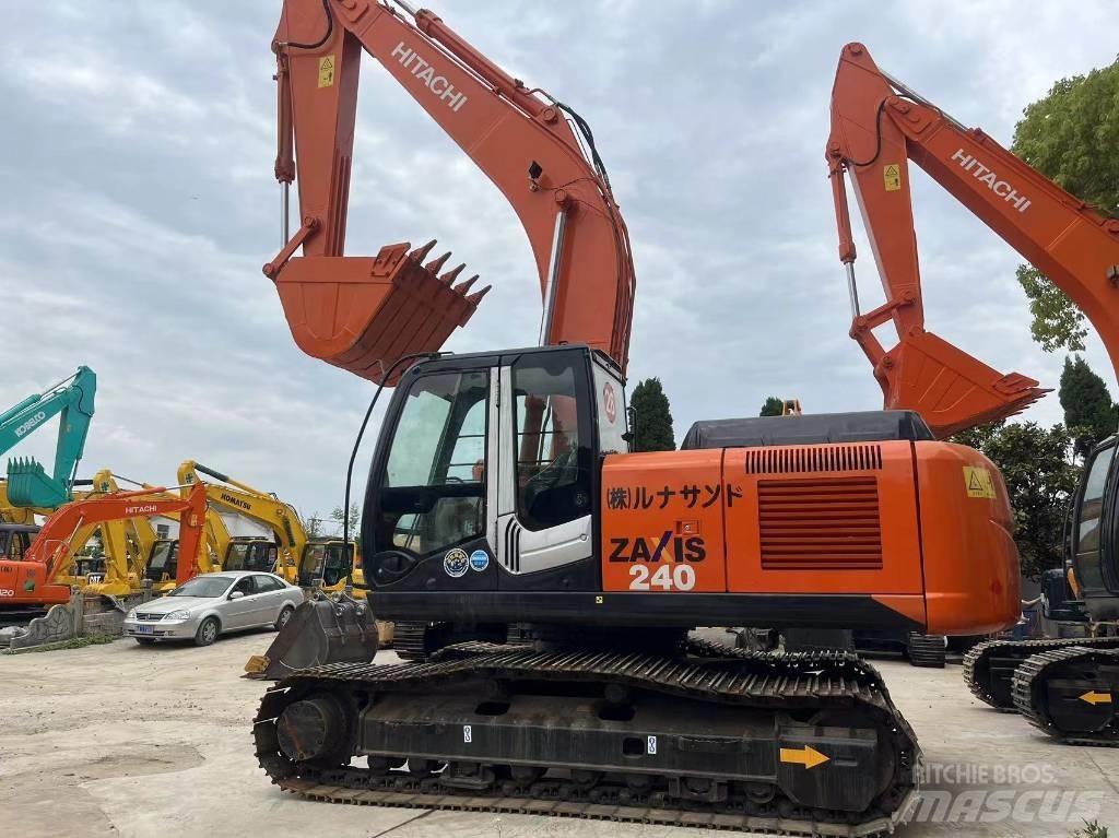 Hitachi ZX 240 Pásové rýpadlá