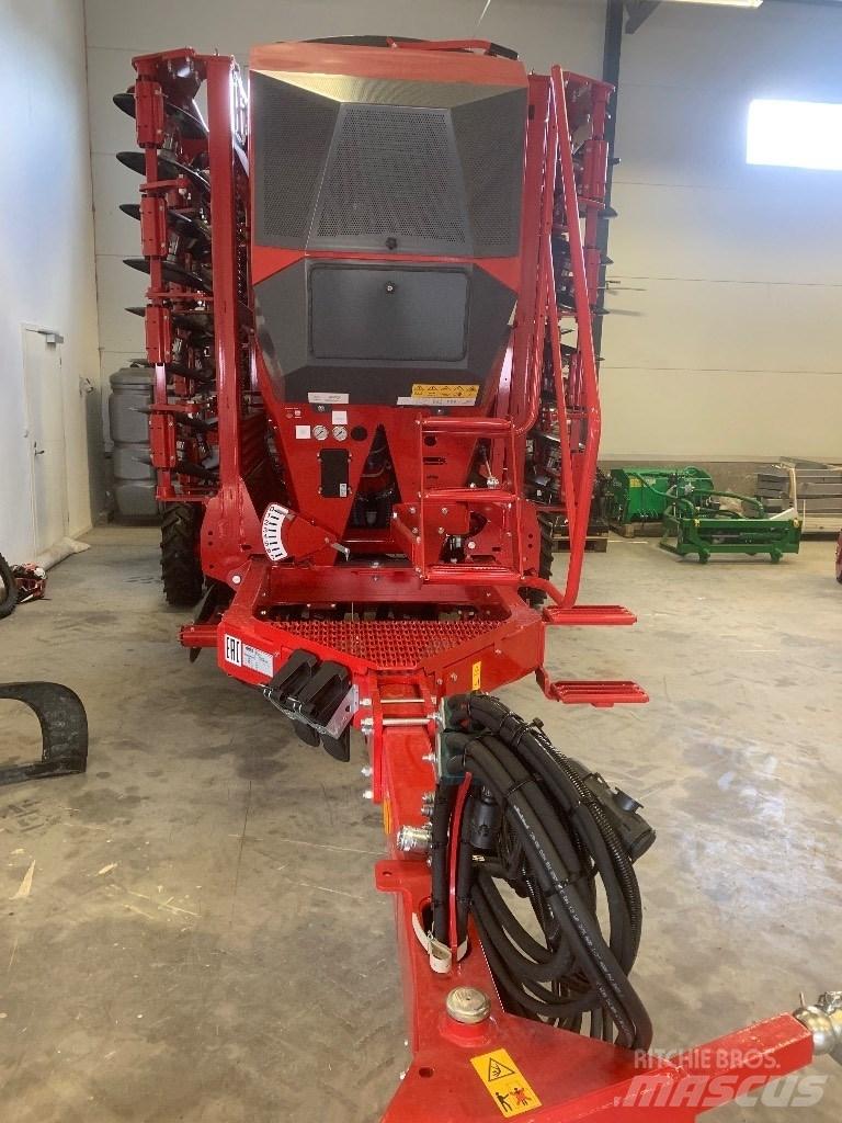 Horsch Pronto 6 DC Kombinované sejačky