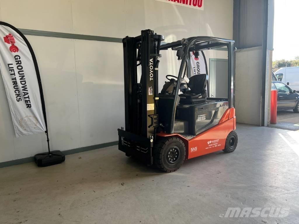 Toyota 8 FBMKT 25 Akumulátorové vozíky