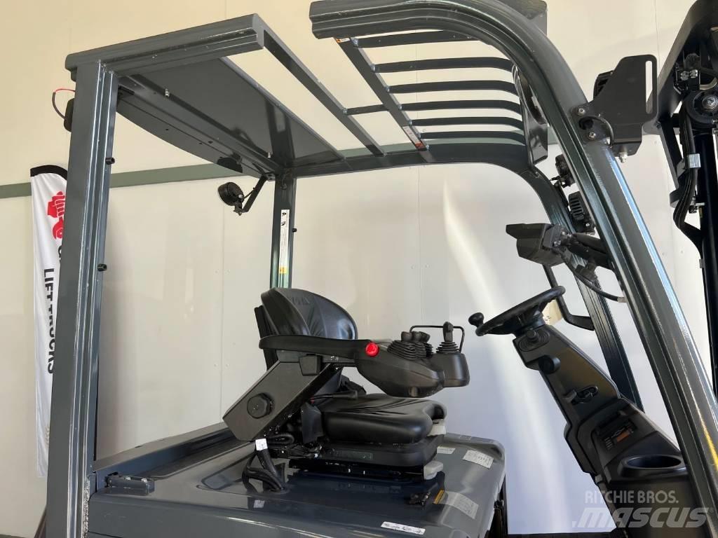 Toyota 8 FBMKT 25 Akumulátorové vozíky