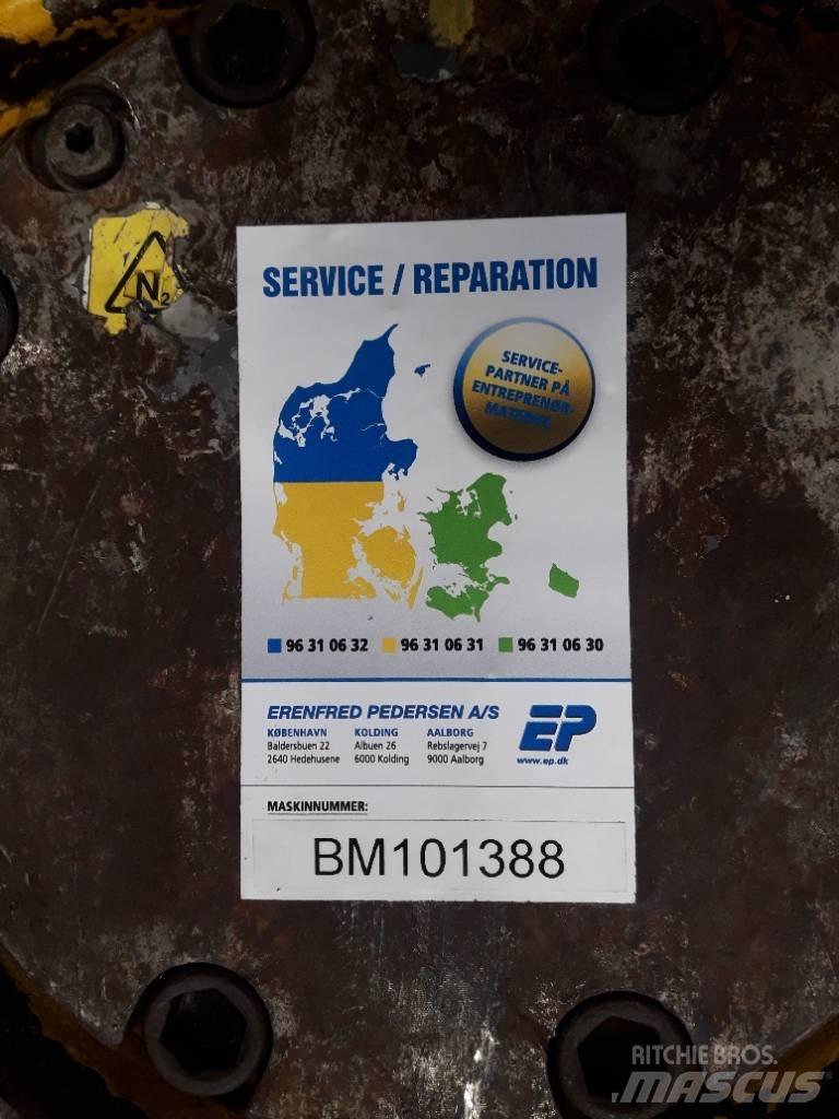 Atlas Copco SB 450 Búracie kladivá / Zbíjačky