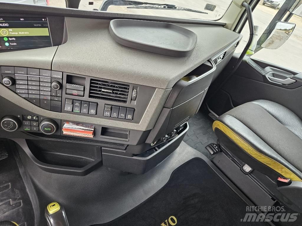 Volvo FH 16 6x2 550 Ťahače
