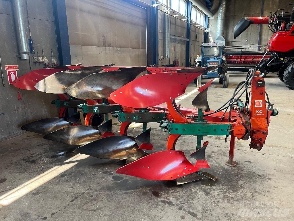 Kverneland F 160 Dvojstranné pluhy