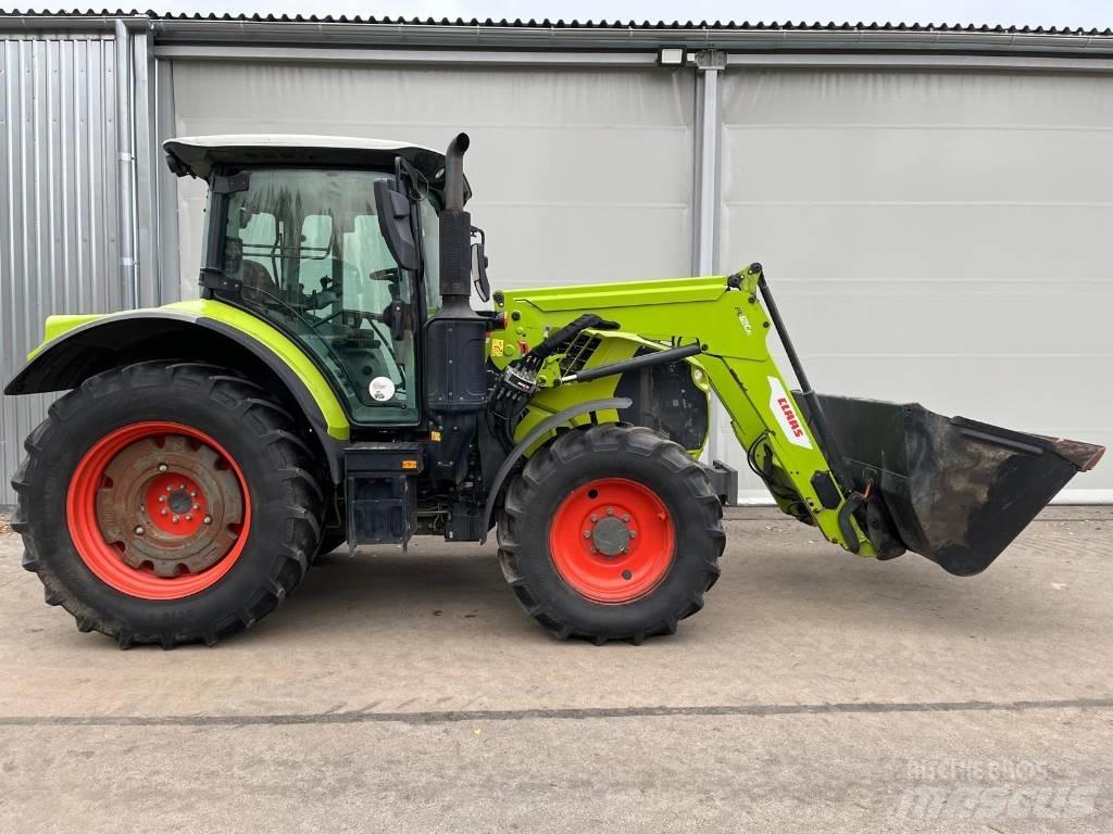 CLAAS Arion 530 CIS Traktory