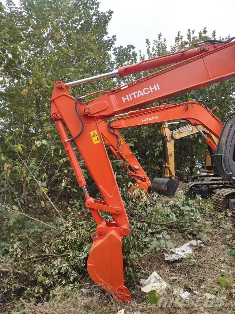 Hitachi ZX 70 Midi rýpadlá 7 t - 12 t