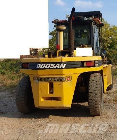 Doosan D 150 S Dieselové vozíky
