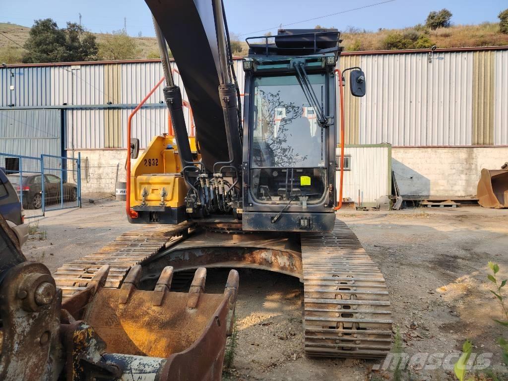 Volvo EC 220 E Pásové rýpadlá