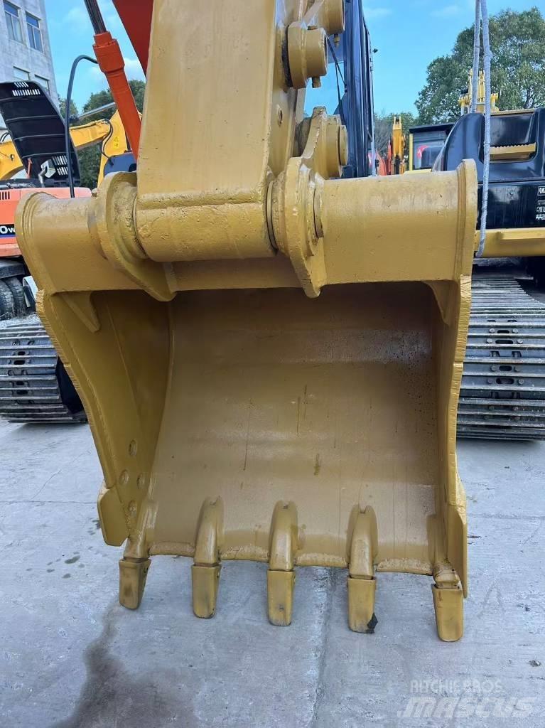 CAT 320 C Pásové rýpadlá