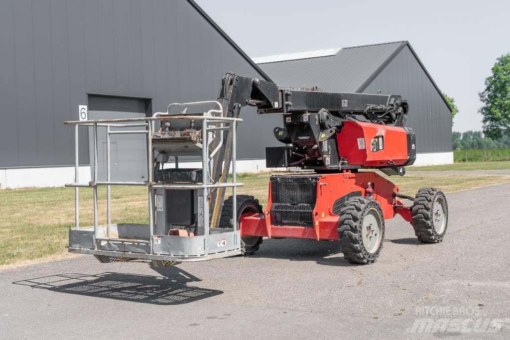 Manitou ManGo 12 Kĺbové plošiny