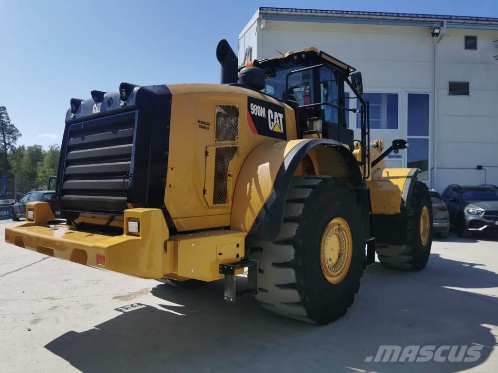 CAT 980M Kolesové nakladače