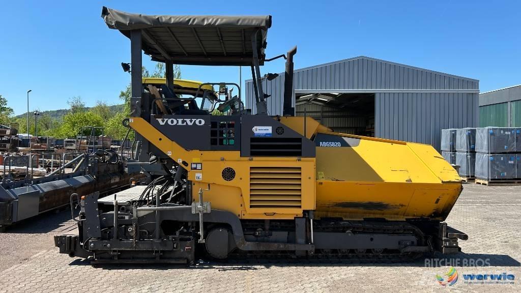 Volvo ABG TITAN 5820 Finišéry