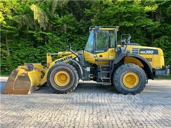 Komatsu WA 380-8 Kolesové nakladače