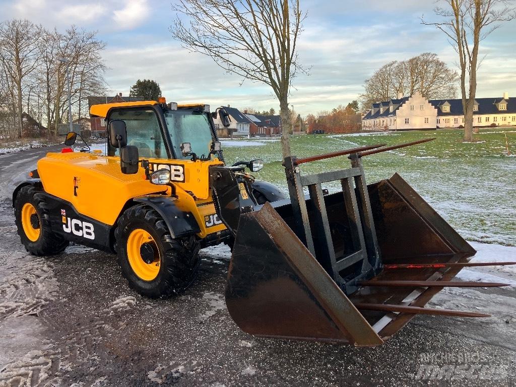 JCB 525-60 Teleskopické nakladače pre poľnohospodárstvo