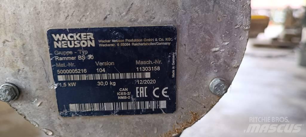 Wacker Neuson BS30 Vibračné zhutňovače