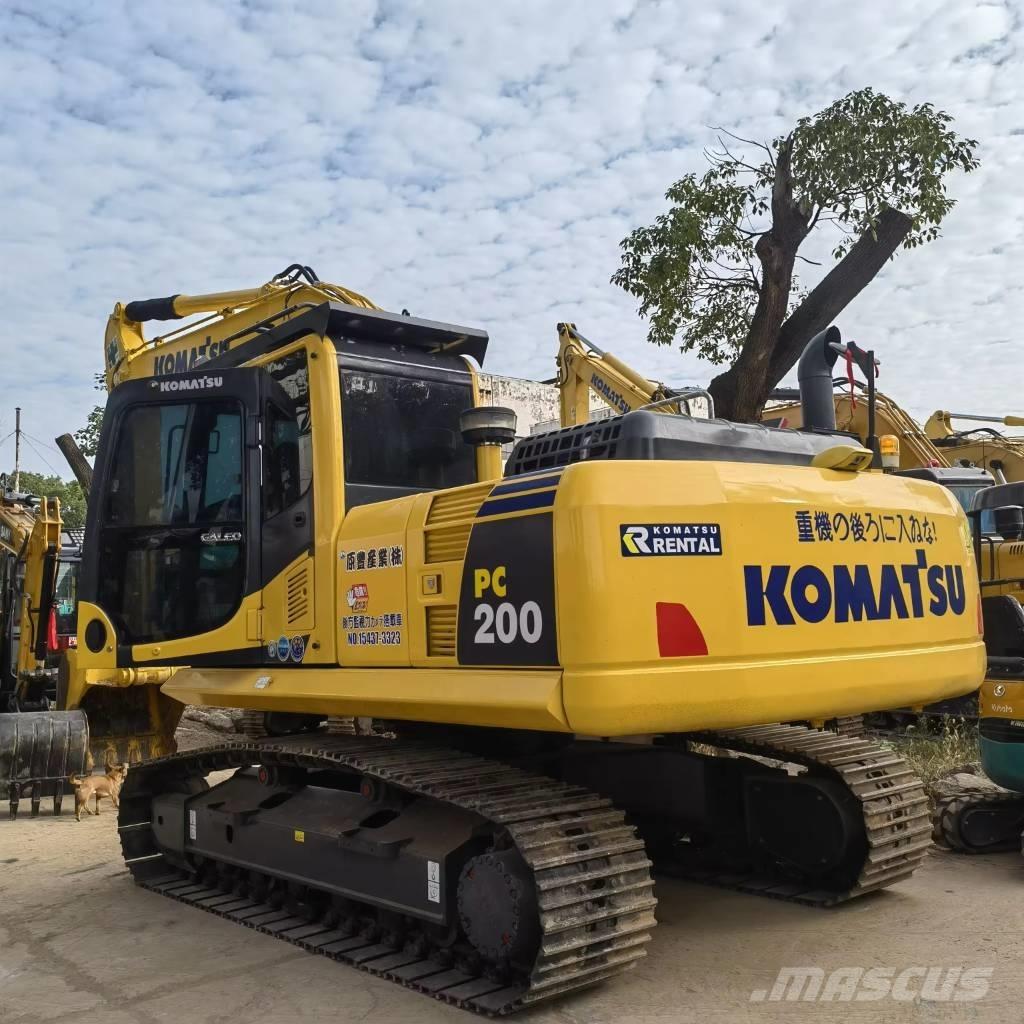 Komatsu PC 200 Pásové rýpadlá