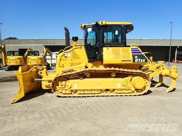 Komatsu D61EX-24 Pásové dozéry