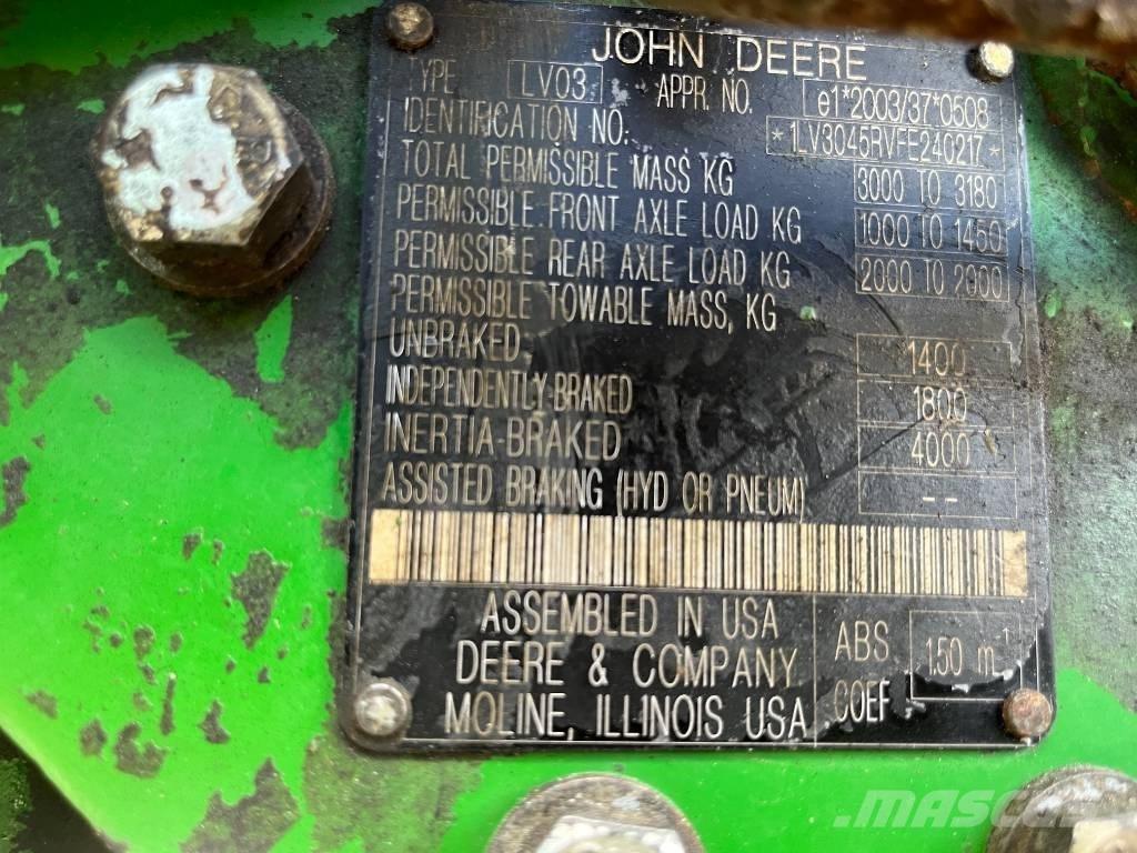 John Deere 3045 R Kompaktné traktory