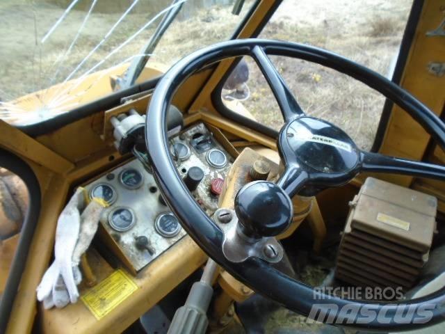 CAT 950 A Kolesové nakladače