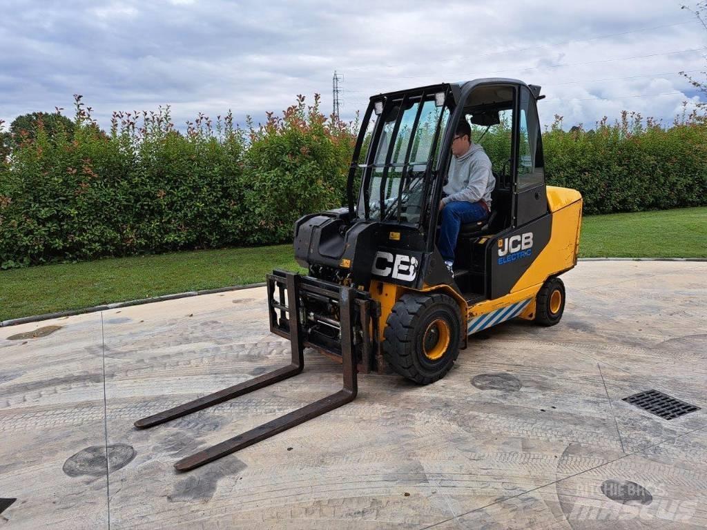 JCB TLT 30-19E Retraky