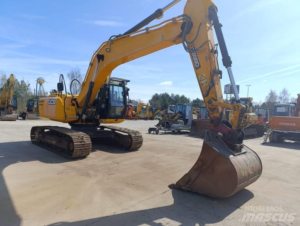 JCB JS 220 Pásové rýpadlá