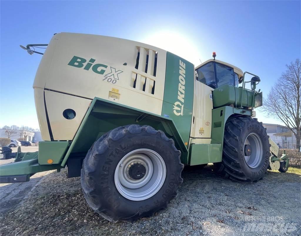 Krone BIG x 700 Samochodné kosačky