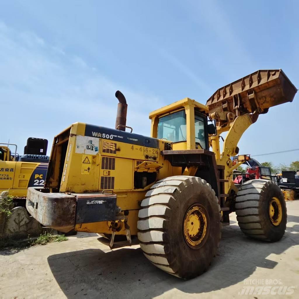 Komatsu WA 500-3 Kolesové nakladače