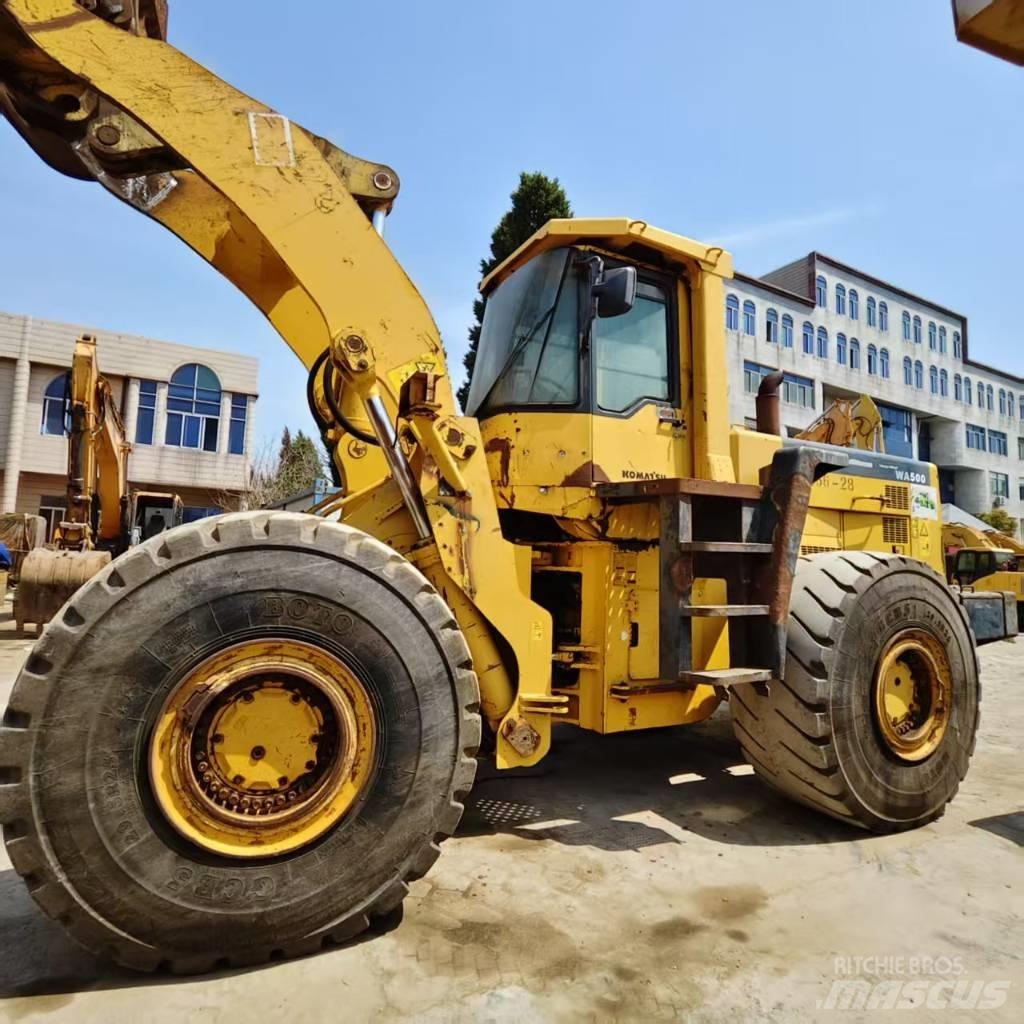 Komatsu WA 500-3 Kolesové nakladače