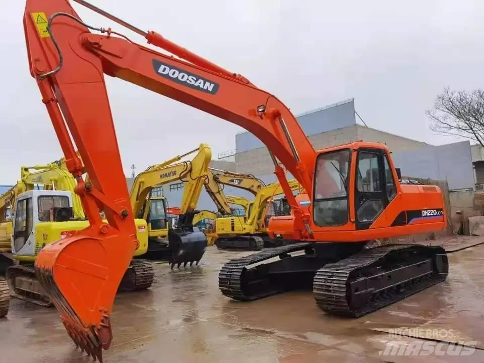Doosan DH 220 Pásové rýpadlá