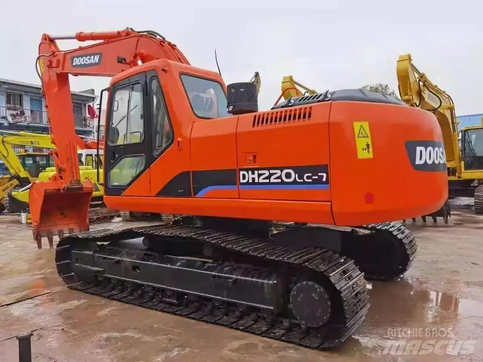 Doosan DH 220 Pásové rýpadlá