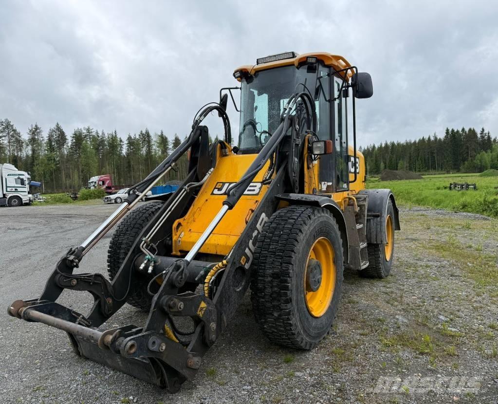 JCB 412 S Kolesové nakladače