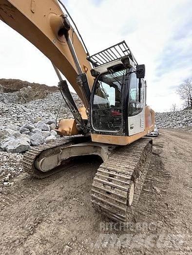 Liebherr R946 LC Špeciálne bagre
