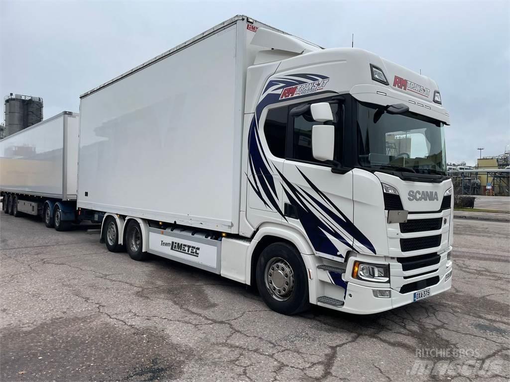 Scania R 500 6X2 Skriňová nadstavba