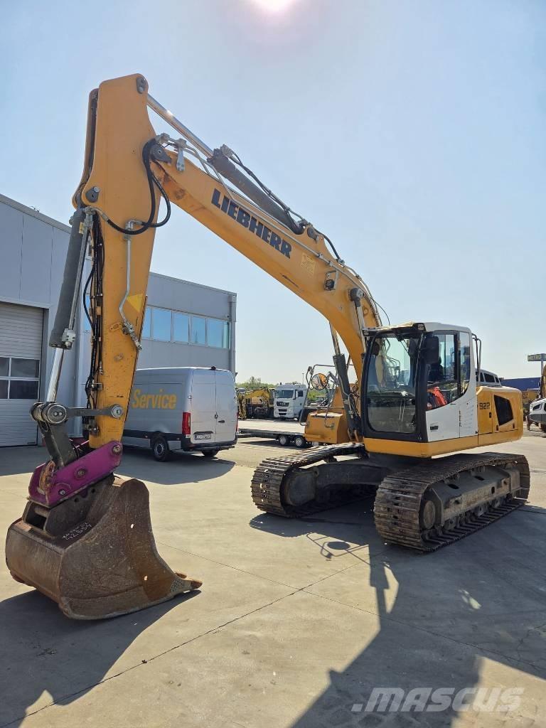 Liebherr R 922 SLC Pásové rýpadlá