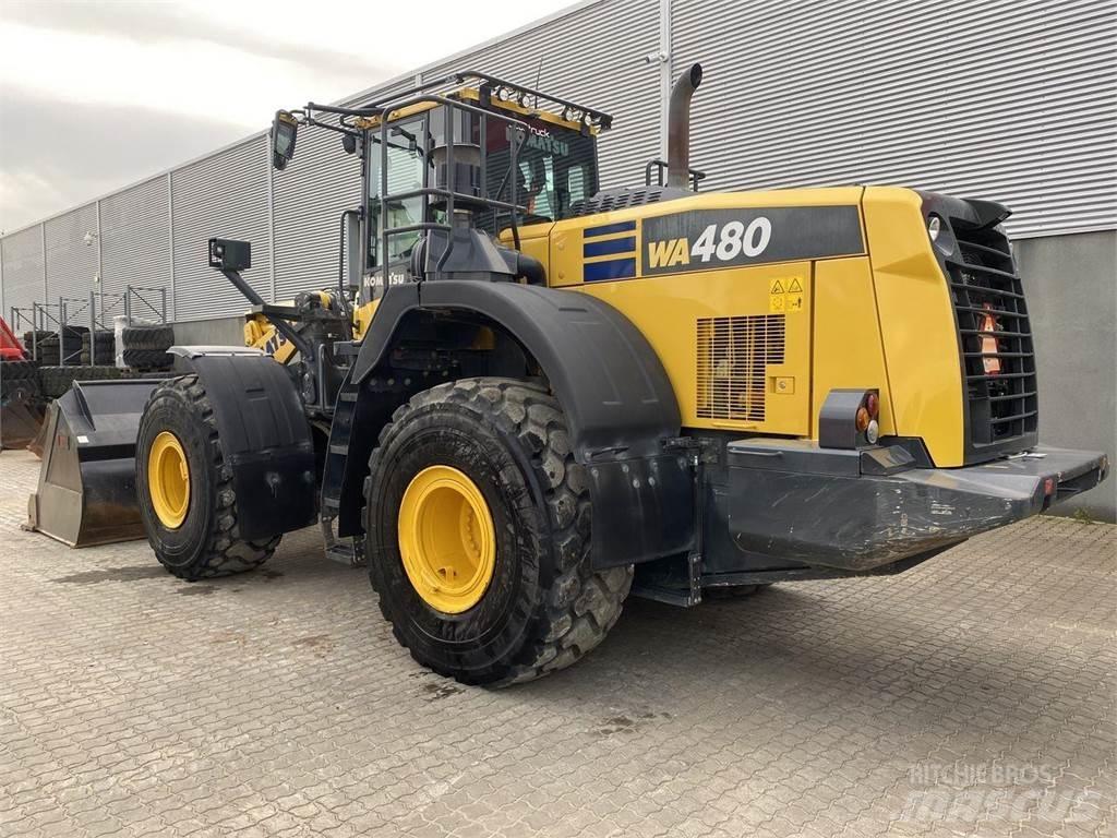 Komatsu WA480-8 Kolesové nakladače