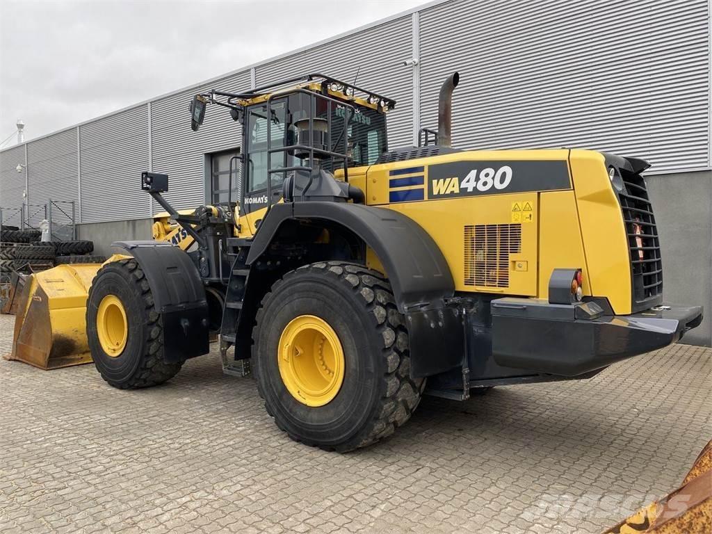 Komatsu WA480-8 Kolesové nakladače