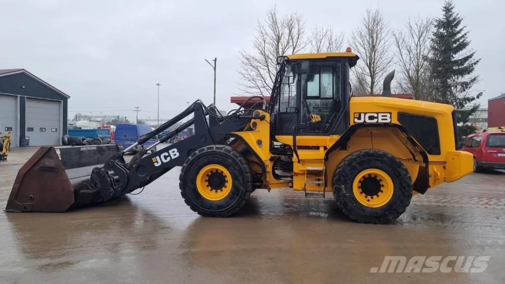 JCB 437 HT Kolesové nakladače