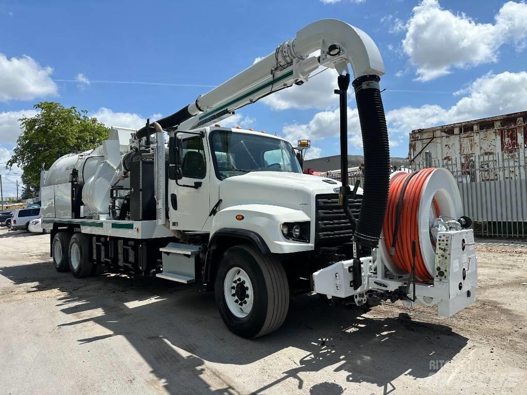 Freightliner 114 SD Kombinované/Čerpacie cisterny