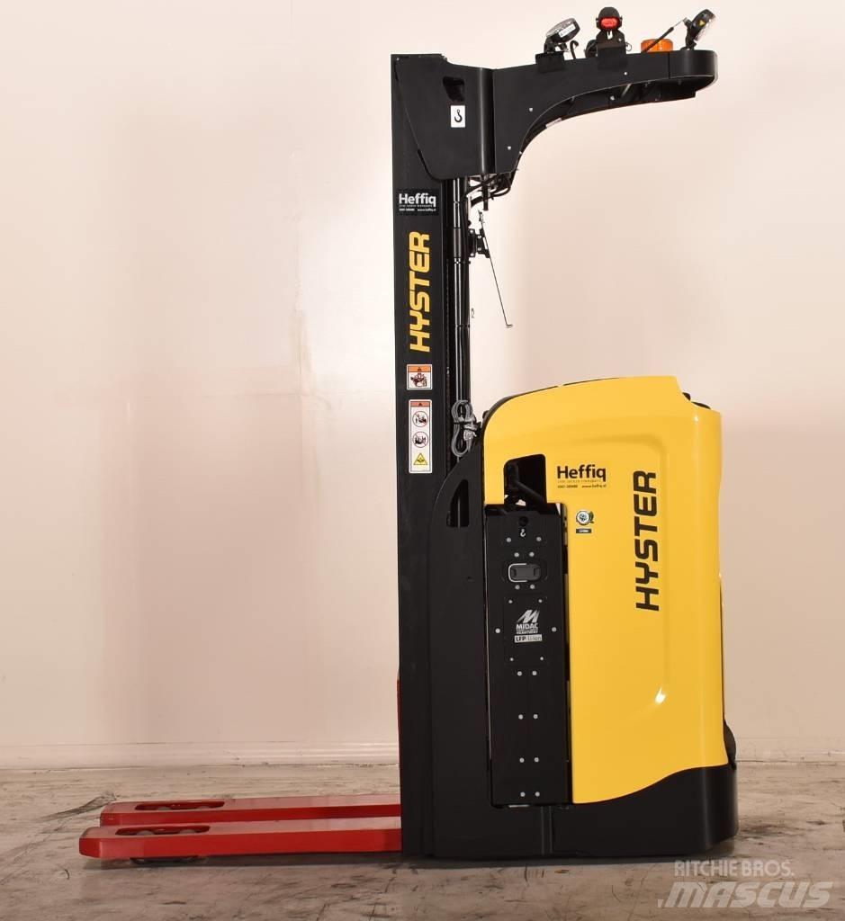 Hyster RS1.6 Samohybné vozíky