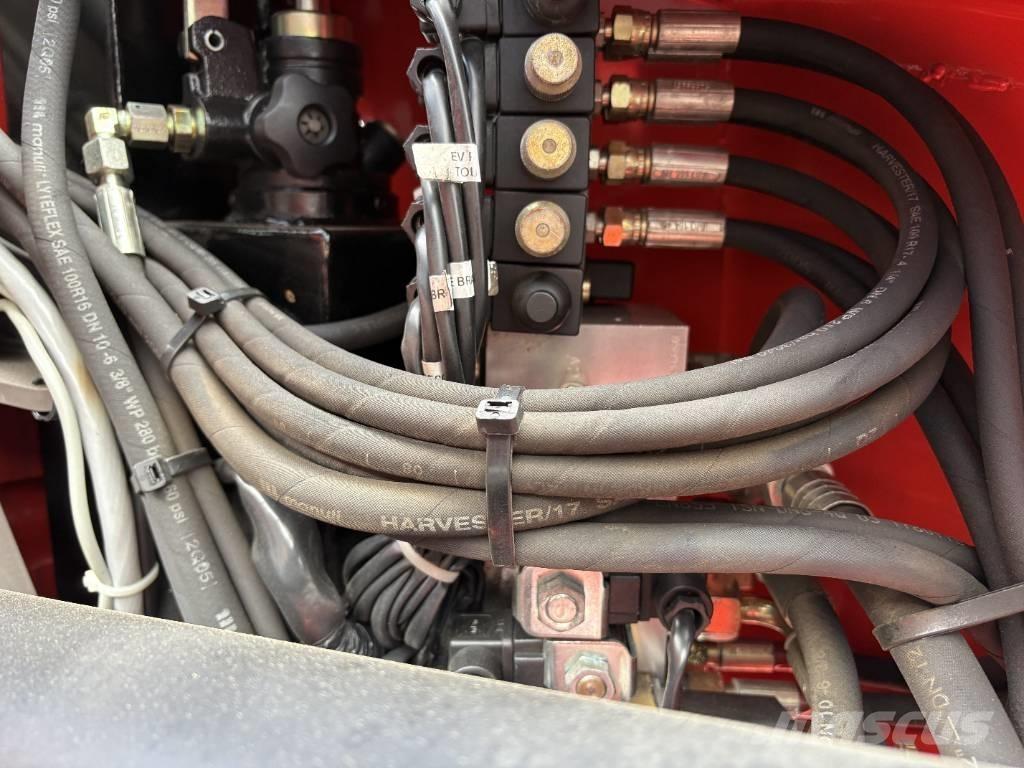Manitou 150 AET 2 Kĺbové plošiny
