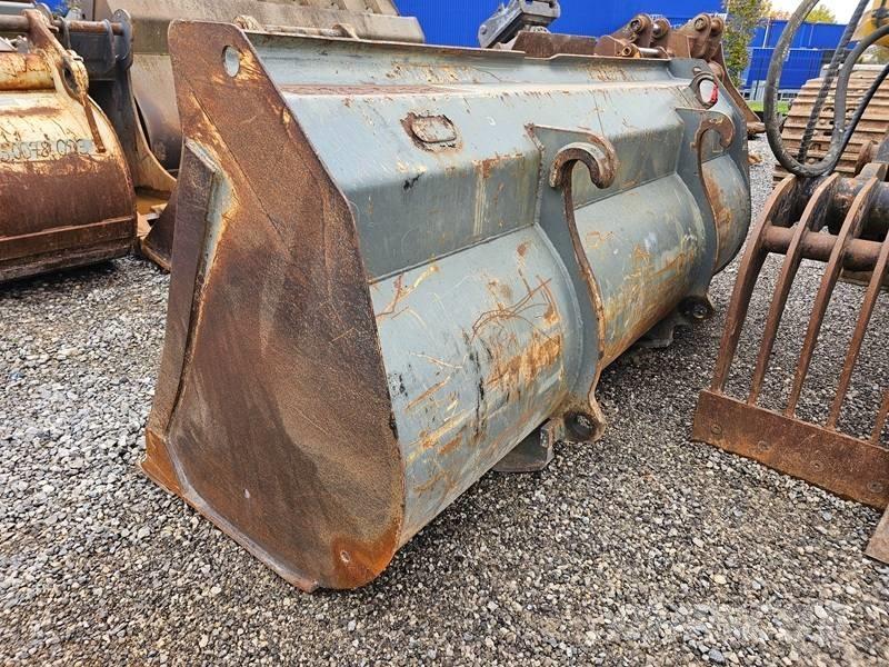 Liebherr L 514 Kolesové nakladače