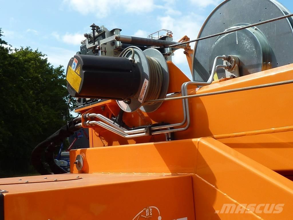 Böcker AHK 30 KS Ostatná zdvíhacia technika