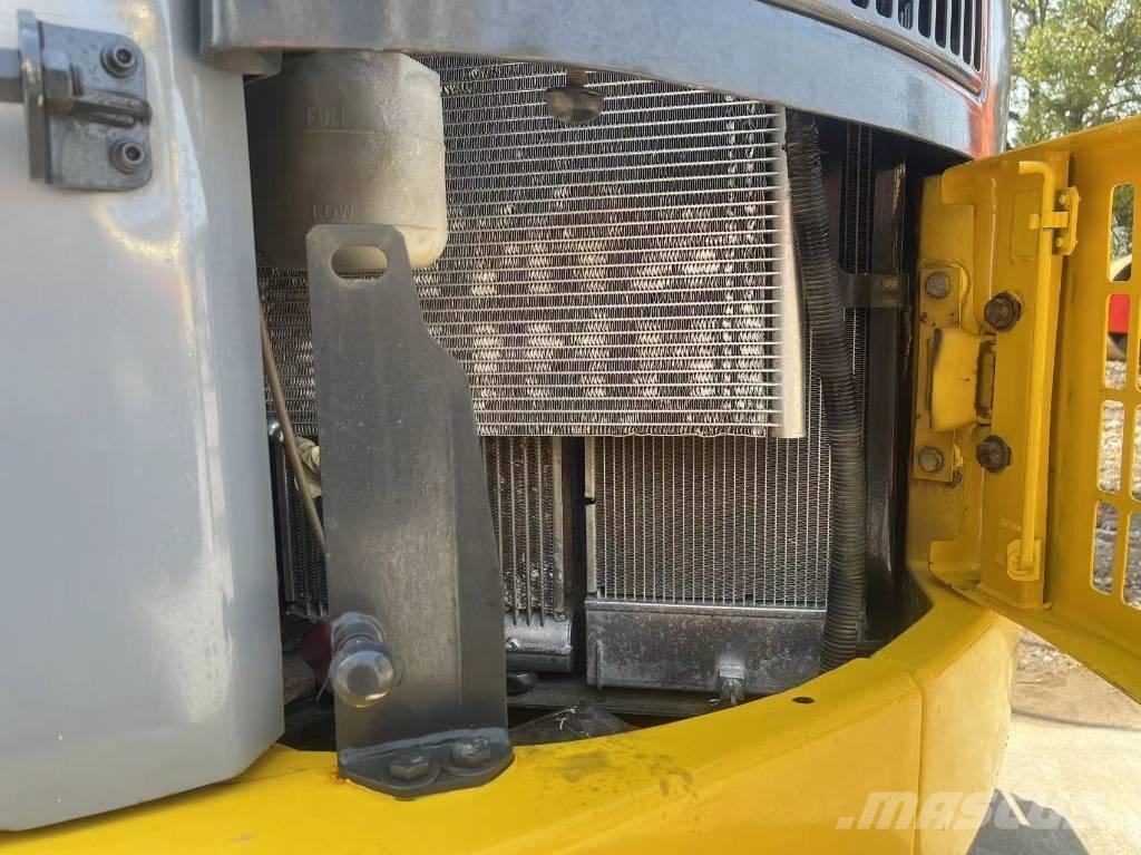 Komatsu pc78 Pásové rýpadlá