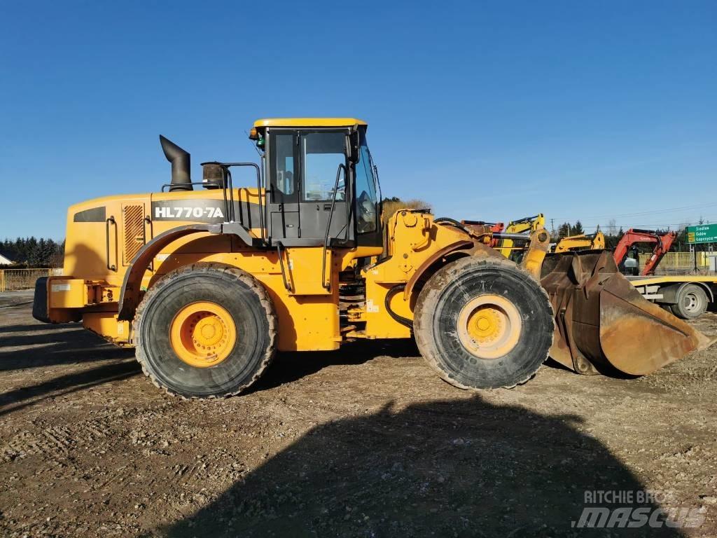 Hyundai HL 770-7 A Kolesové nakladače