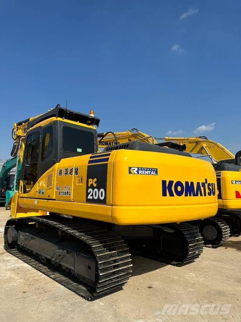 Komatsu PC 200-7 Pásové rýpadlá