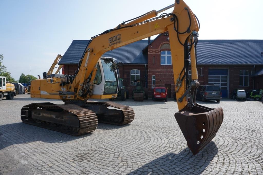 Liebherr R 900 C Pásové rýpadlá