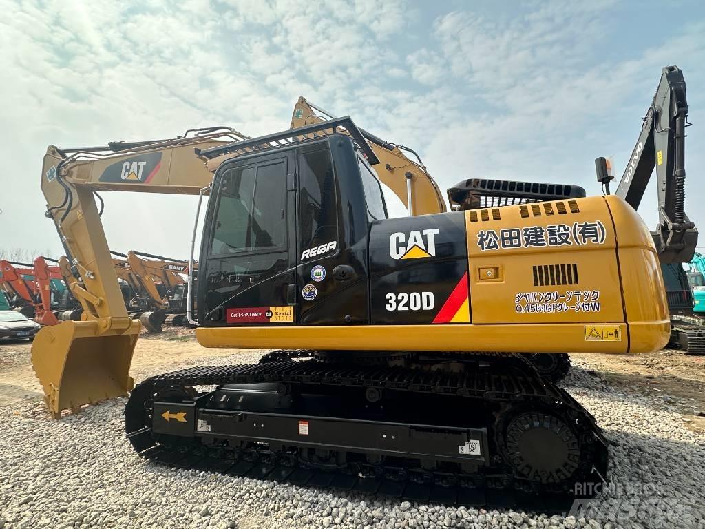 CAT 320 D Midi rýpadlá 7 t - 12 t