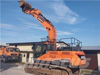 Doosan DX 300 LC Pásové rýpadlá