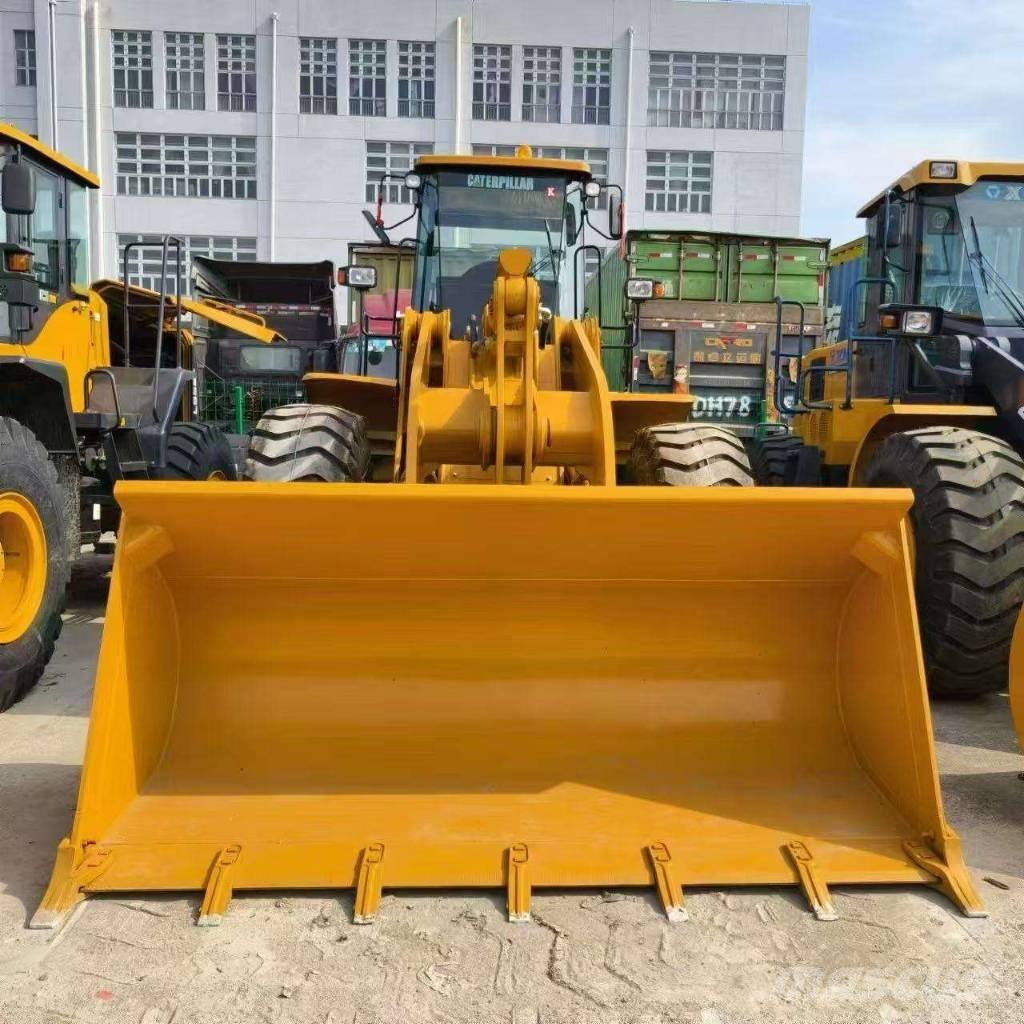 CAT 966 H Kolesové nakladače